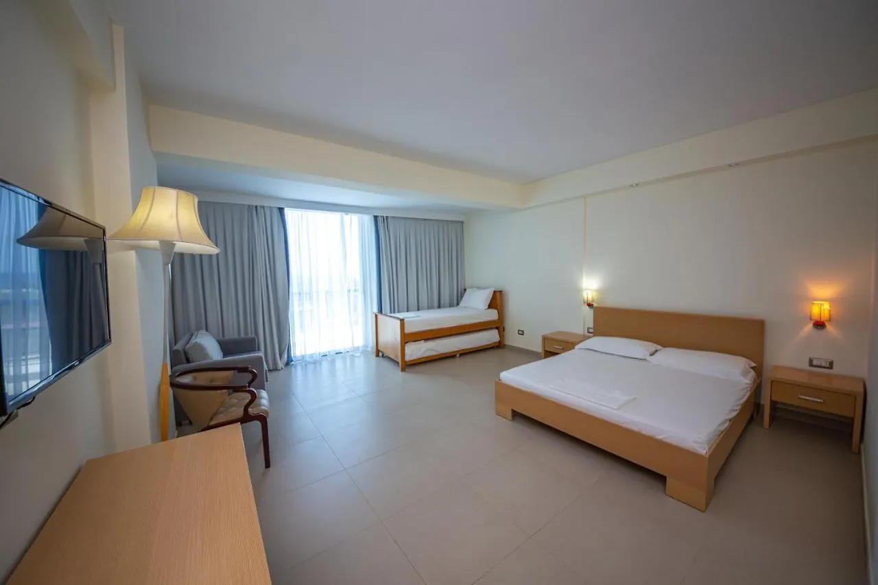 Hotel Borshi