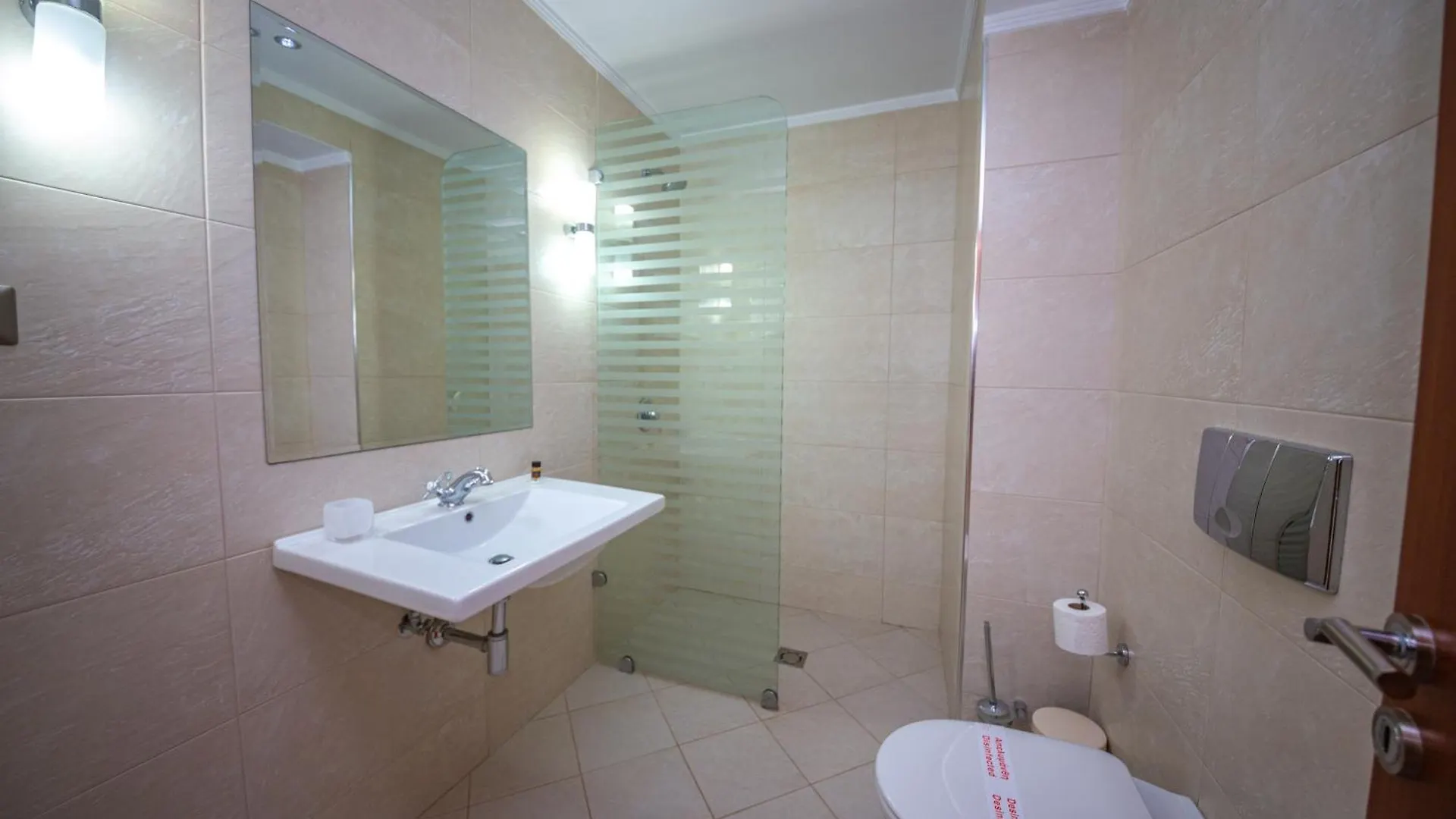 Hotel Borshi  Borsh