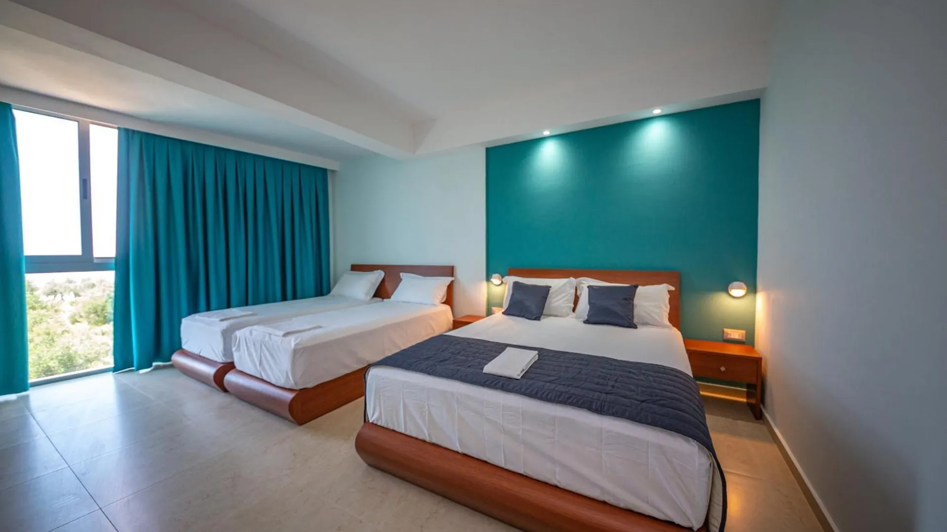 Hotel Borshi